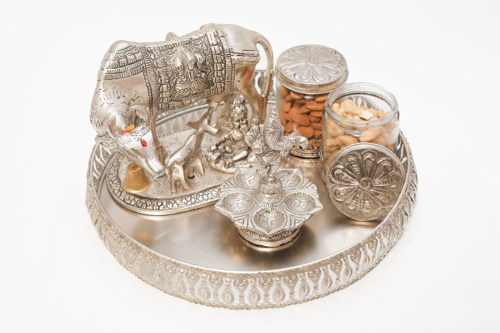 Radiance of Tradition Hamper The Luxury Floret