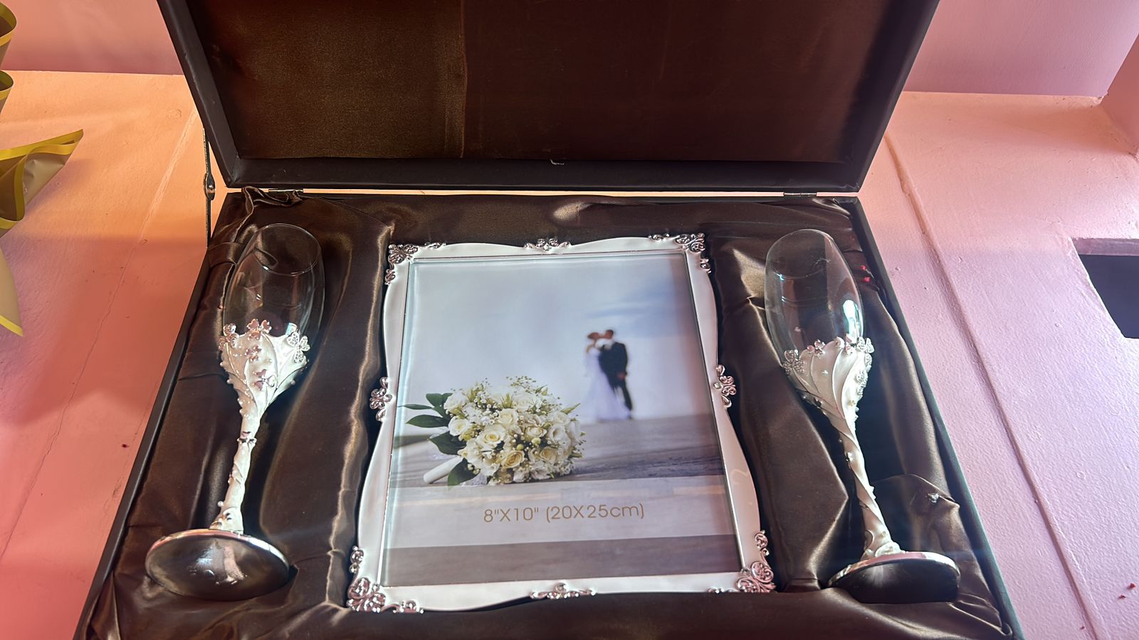 wedding gift set The Luxury Florets