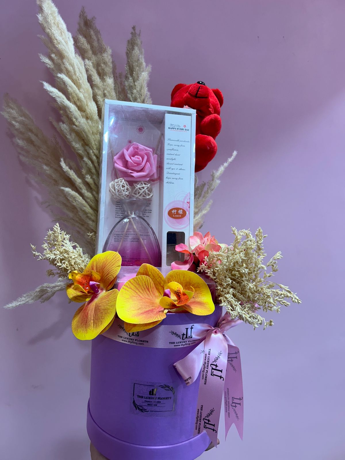 floral gift set The Luxury Florets