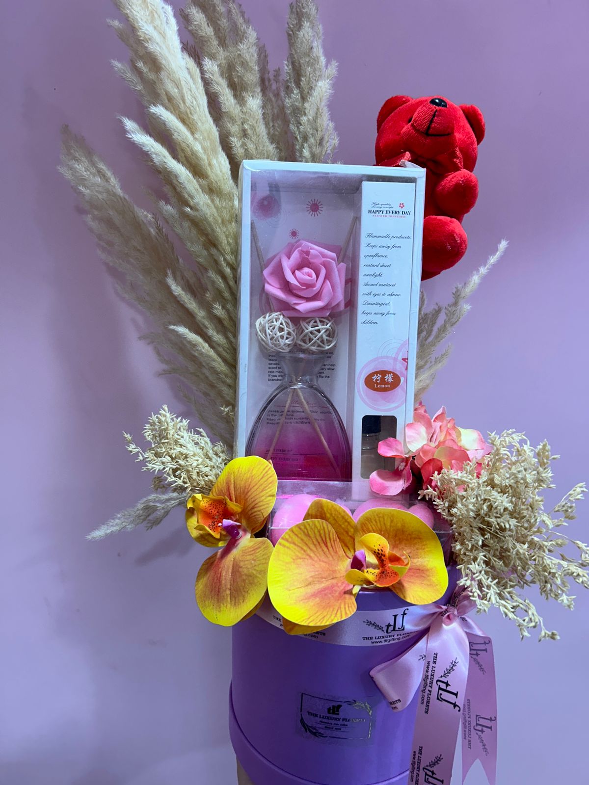 floral gift set The Luxury Florets