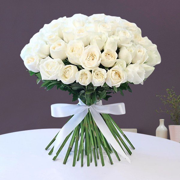 White Roses The Luxury Florets