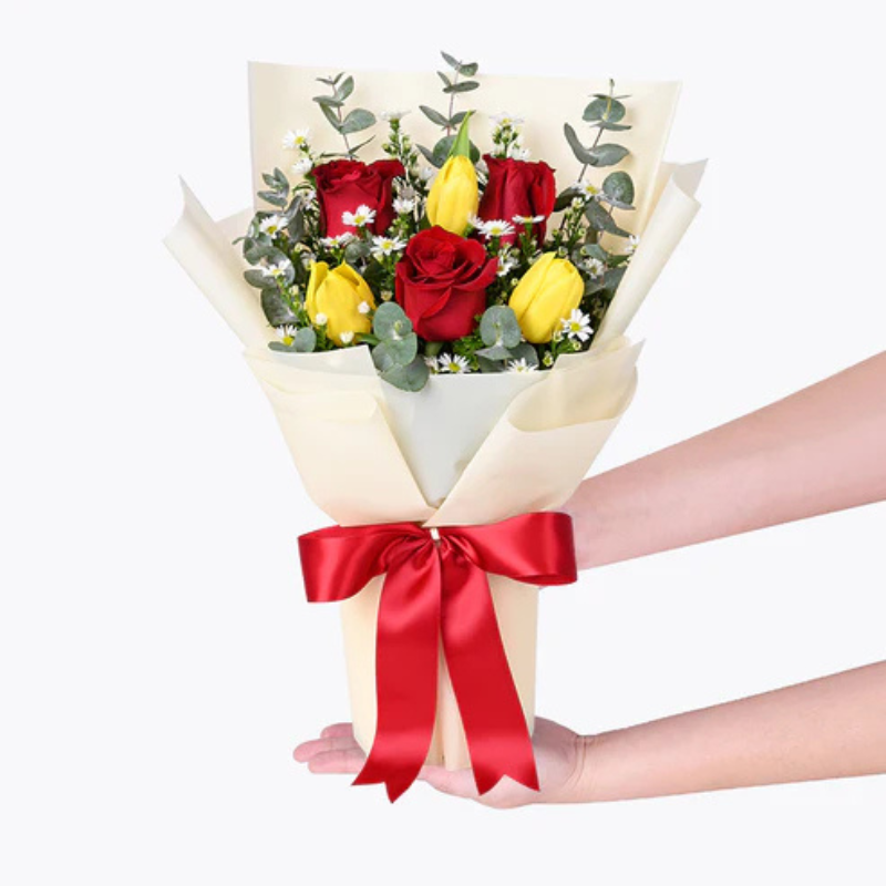 Blushing Beauty Tulip Bunch The Luxury Florets