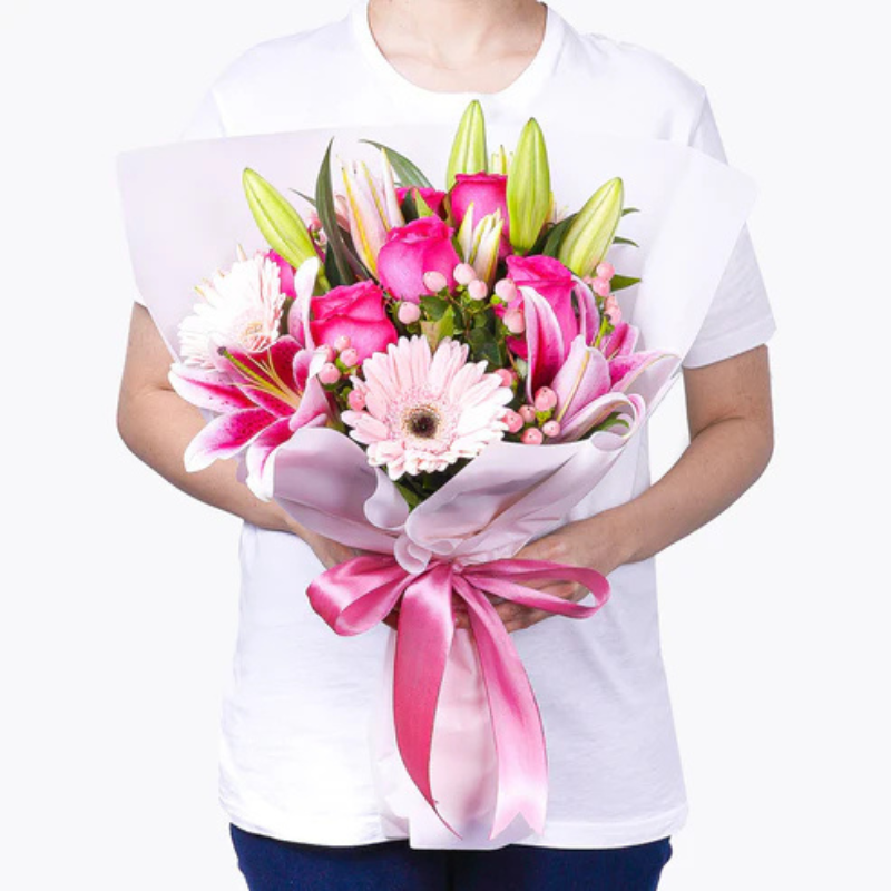 Lily Luxe: Premium Scented Floral Delight The Luxury Florets
