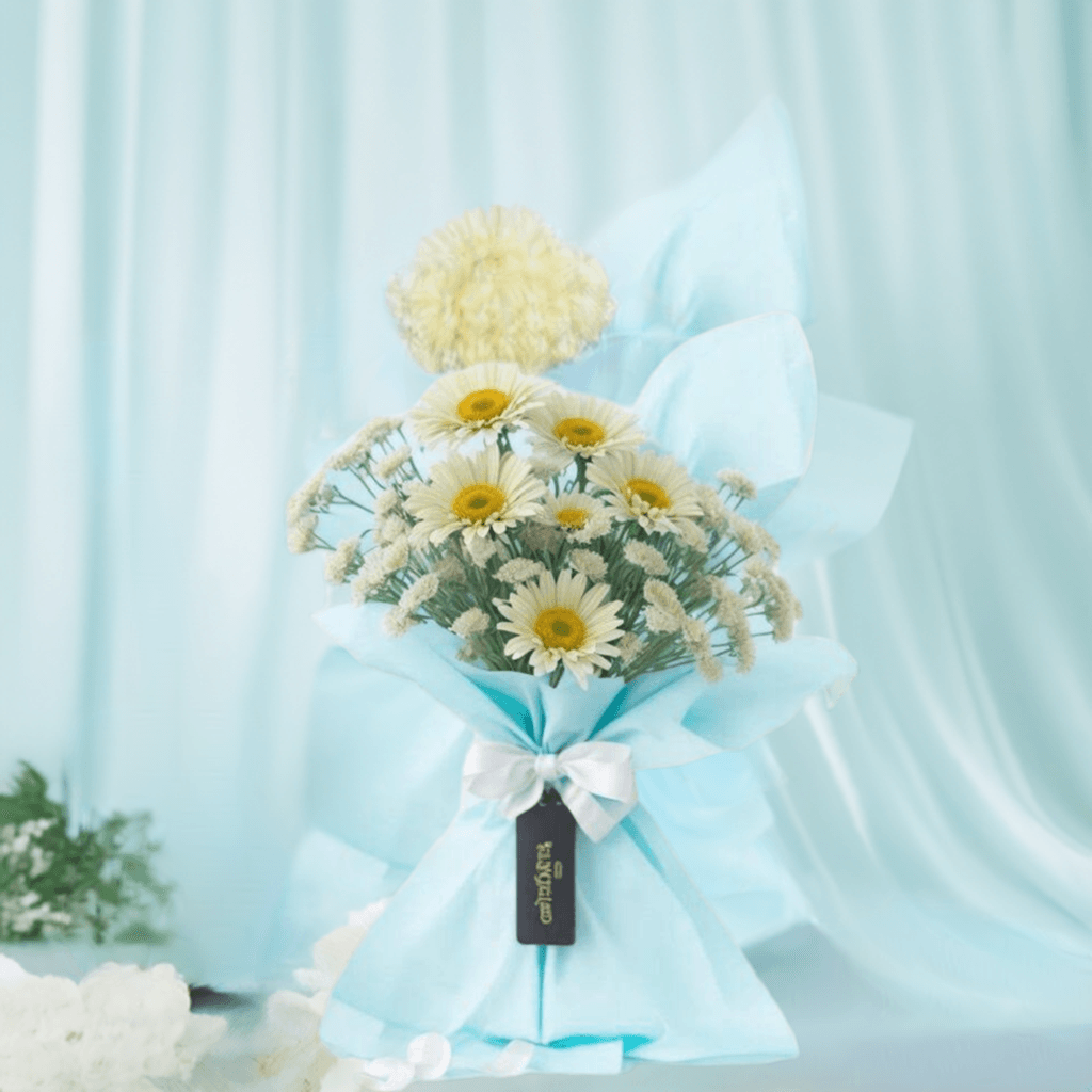 Winter White - Flower Bouquet + Cake + Live Guitarist Performance - The Luxury Floret