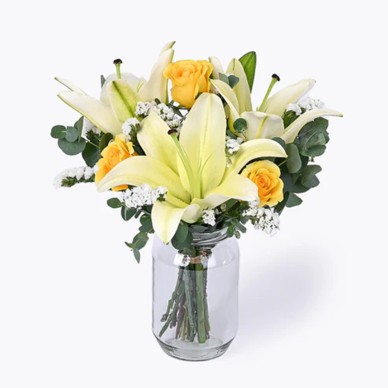 Elegant Lily Flower Bouquet – Grace, Beauty & Fresh Fragrance in Every Stem The Luxury Florets