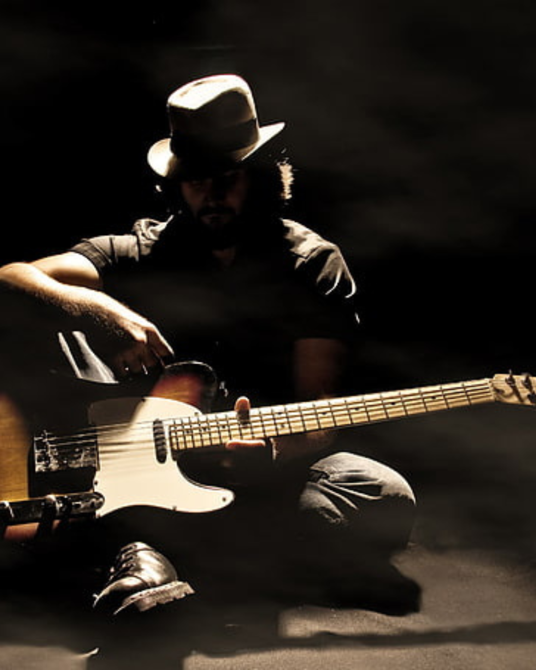 Live Guitarist Performance at home