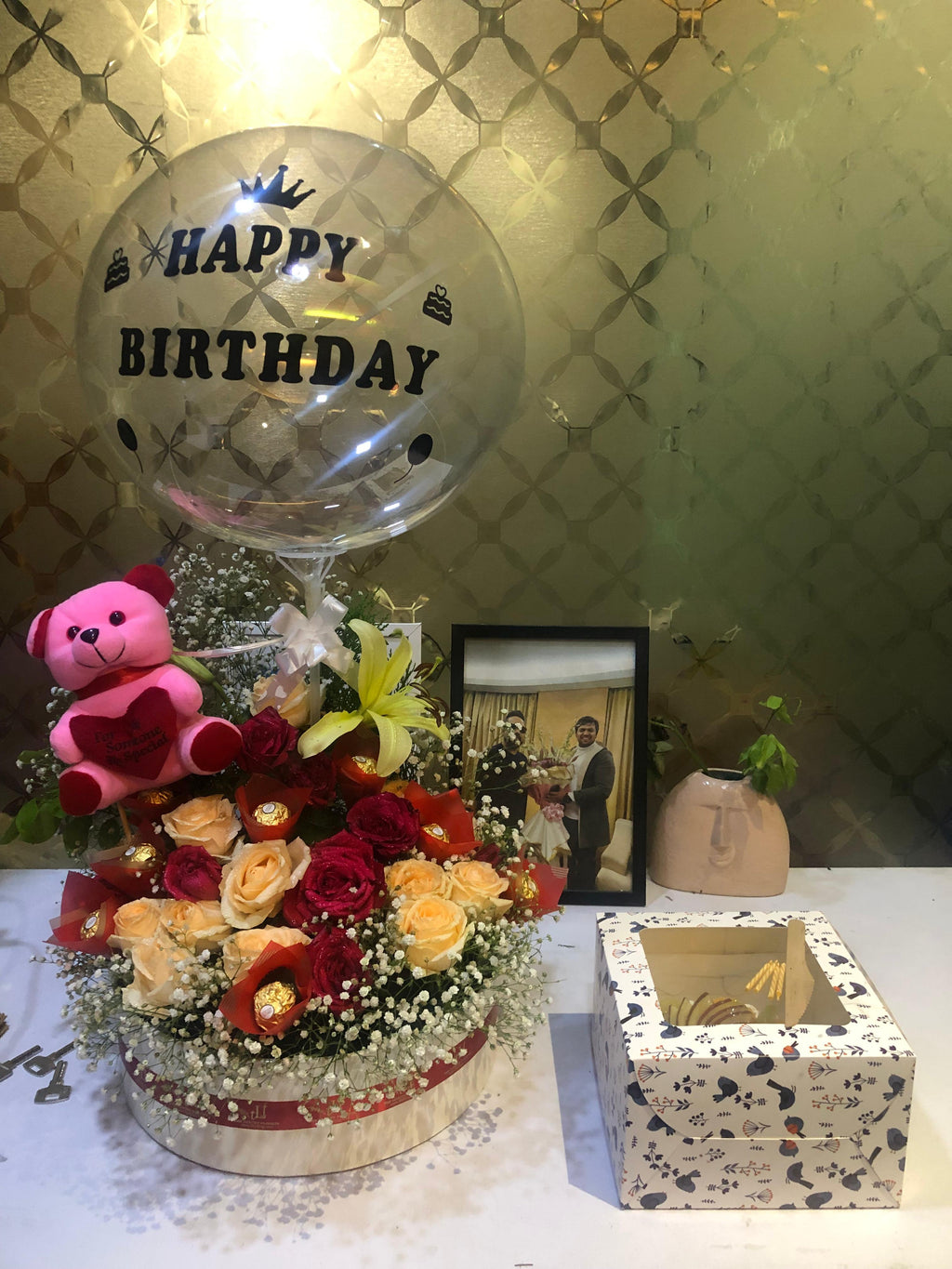 Luxury Flower & Balloon Arrangement