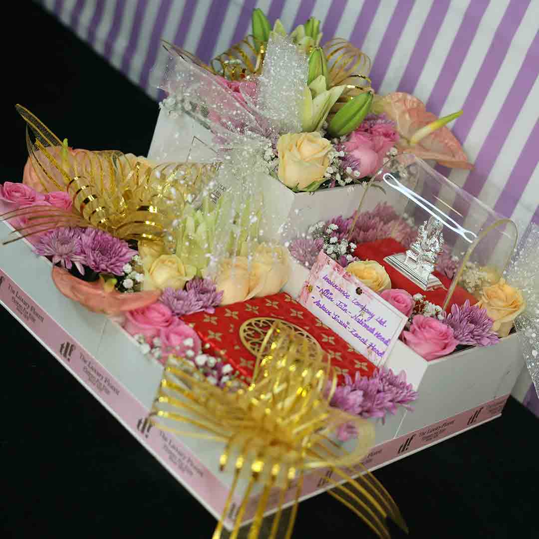 Floral Grandeur The Luxury Floret