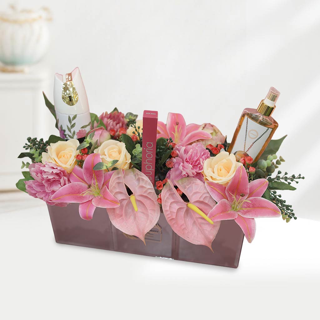 Mom's Oasis Bouquet The Luxury Floret