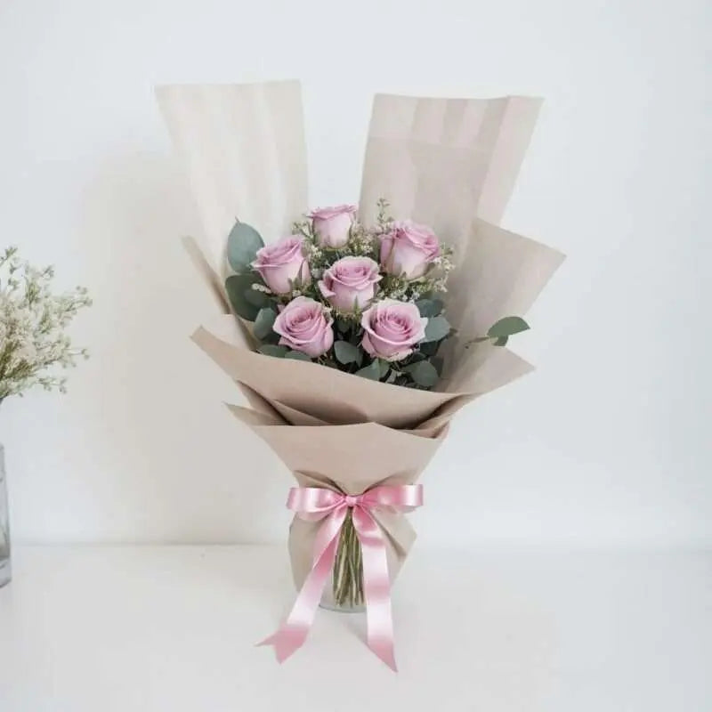 Rose Garden - Flower Bouquet + Cake + Live Guitarist Performance - The Luxury Floret