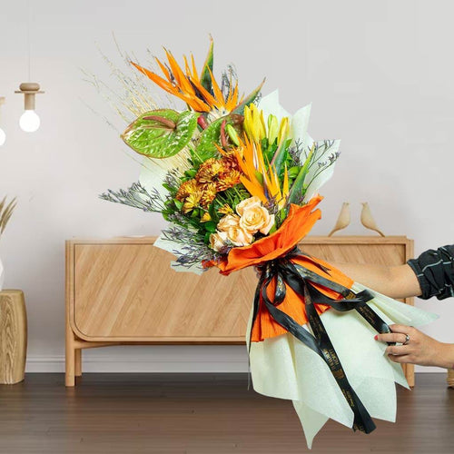 A Subtle Adore - The Luxury Florets
